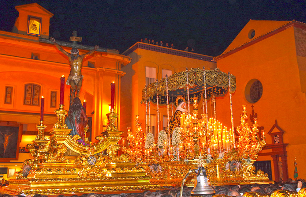 Santísimo Cristo de la Buena Muerte y Ánimas y Nuestra Señora de la Soledad Coronada (MENA)